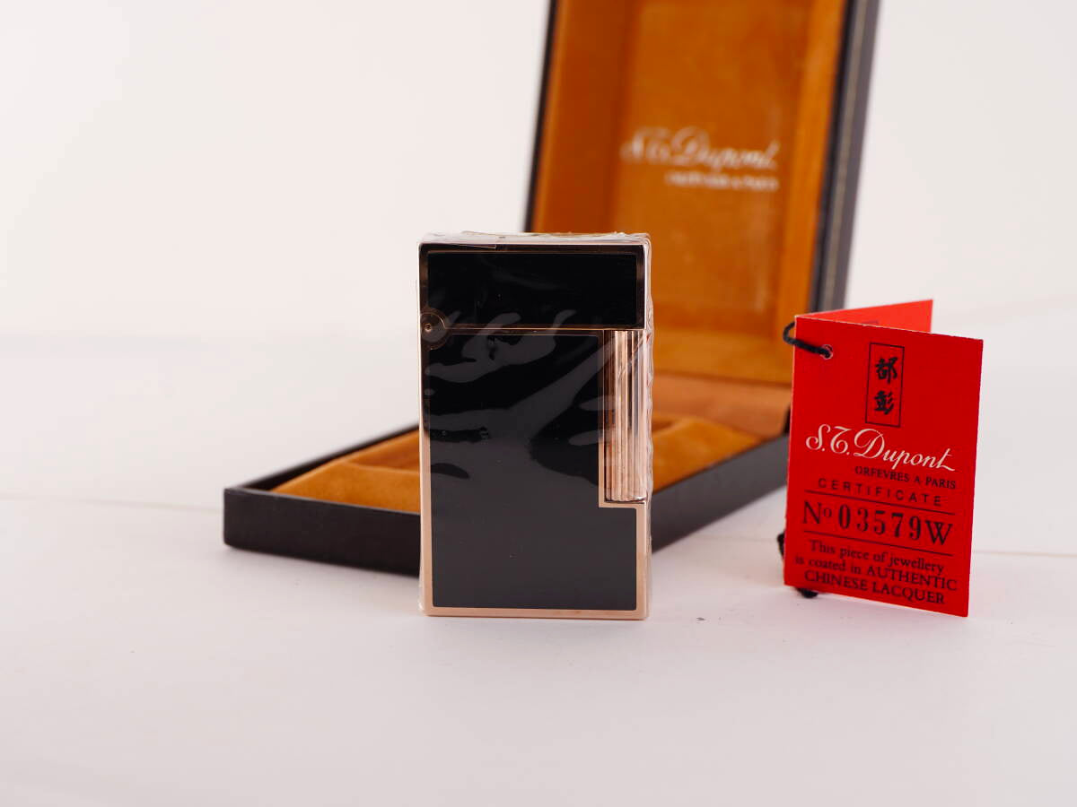 S.T.Dupont デュポン表記 ライン2タイプ ブラック 漆調 ガスライター ケース付 ジャンク品