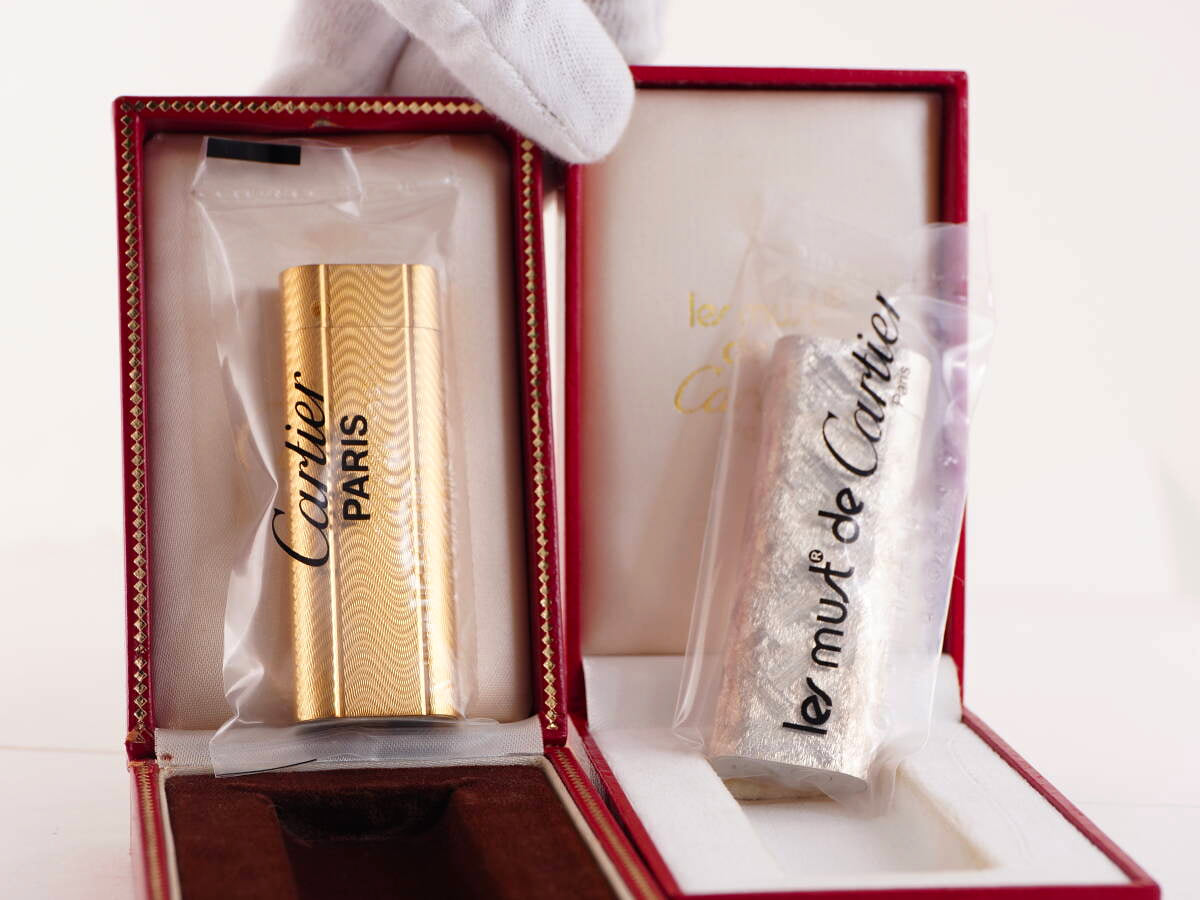 Cartier カルティエ表記 筒型 ガスライター 金銀色 2点 ケース付 ジャンク品