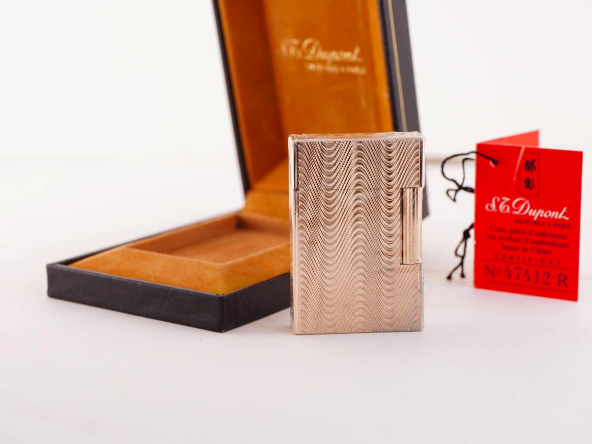 S.T.Dupont デュポン表記 ライン2タイプ 金色 波状模様 ガスライター ケース付 ジャンク品