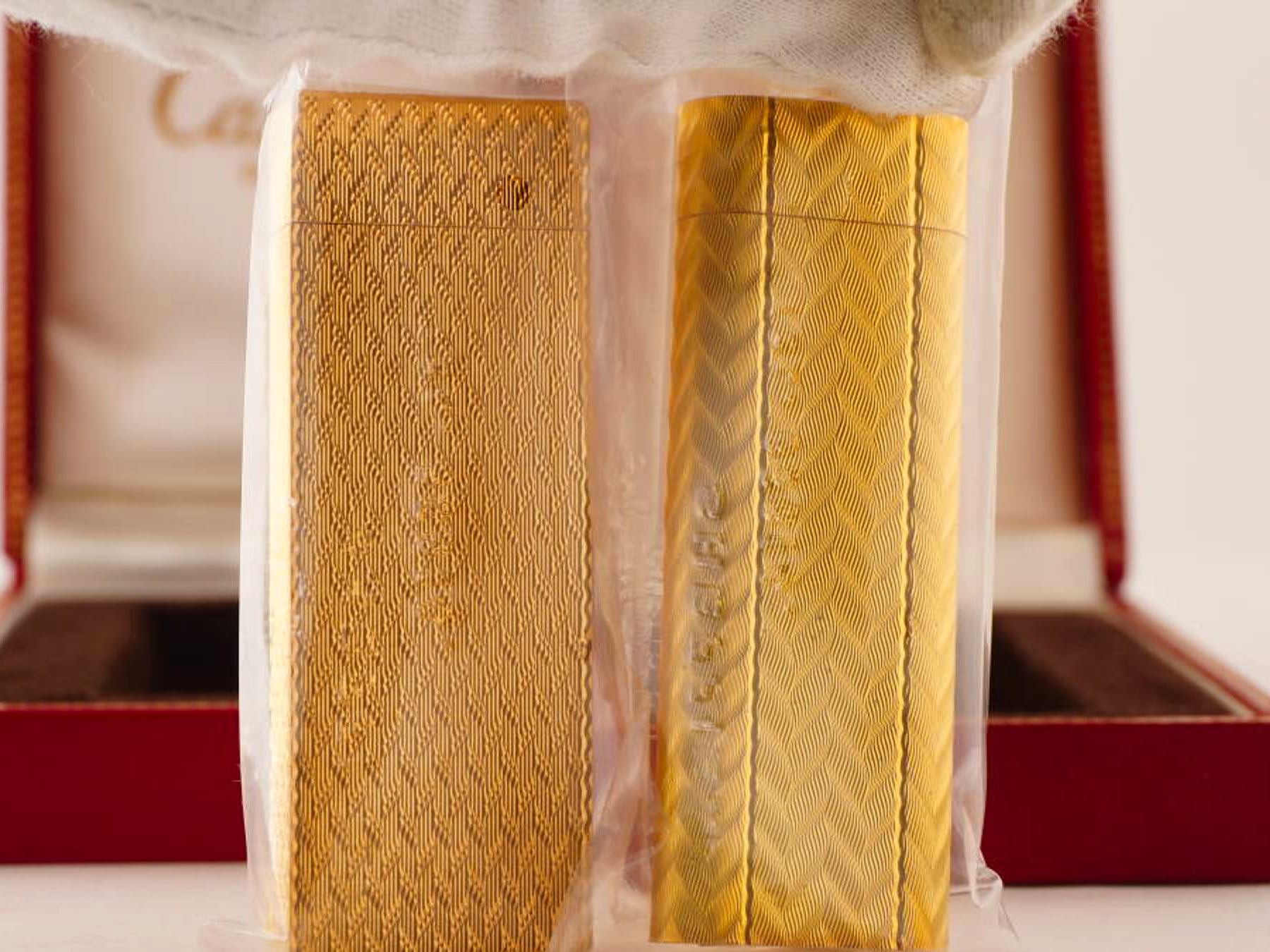 Cartier カルティエ ガスライター 2点セット ゴールドカラー 元箱付 · plate 4
