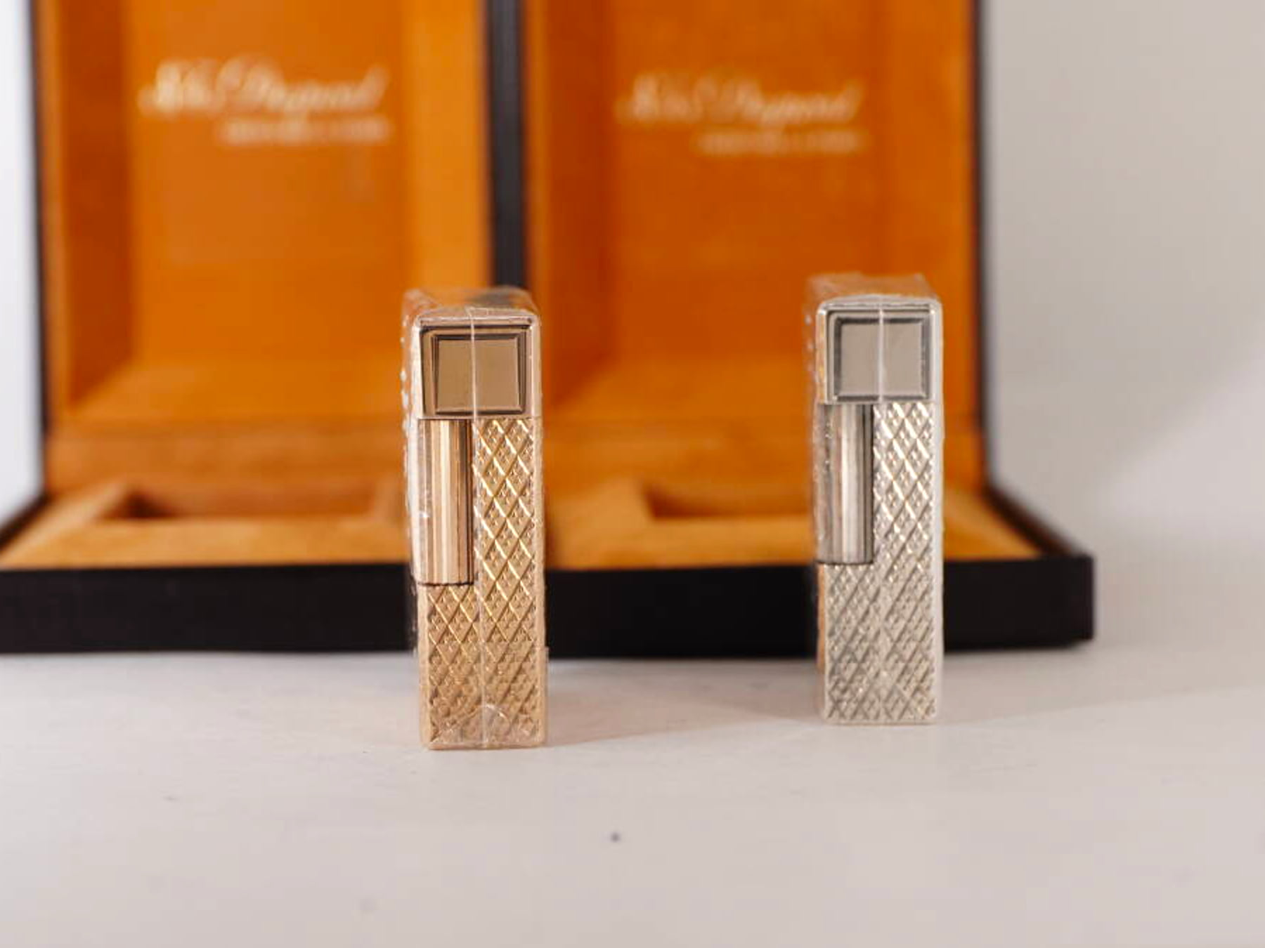 S.T.Dupont エステーデュポン L1系 ガスライター 2点セット 原箱付 ゴールド系 シルバー系 現状品 · plate 2