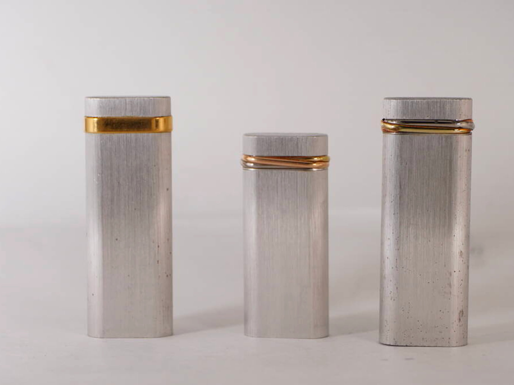 Cartier カルティエ ガスライター 3点セット シルバーカラー ゴールドカラー 単品 現状品 · plate 3