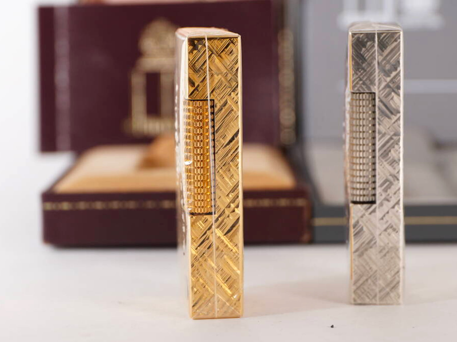 dunhill ダンヒル ガスライター 2点セット 原箱付 ゴールドカラー シルバーカラー 格子調 現状品 · plate 2