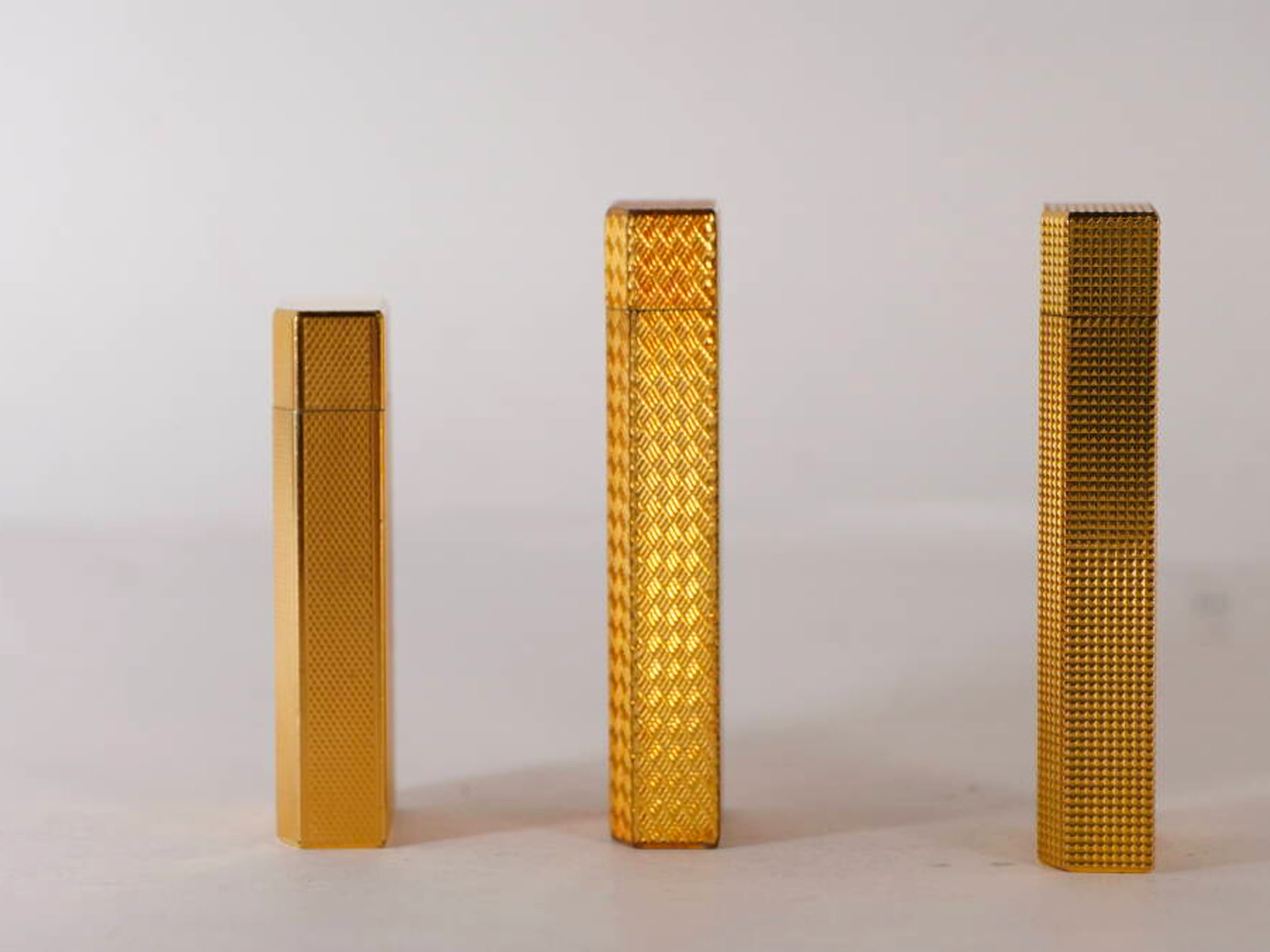Cartier カルティエ ガスライター 3点セット ゴールドカラー 格子調 各種デザイン 単品 現状品 · plate 10